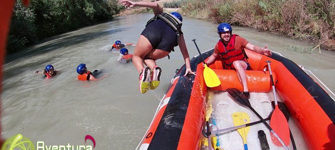 Family rafting in Spain
